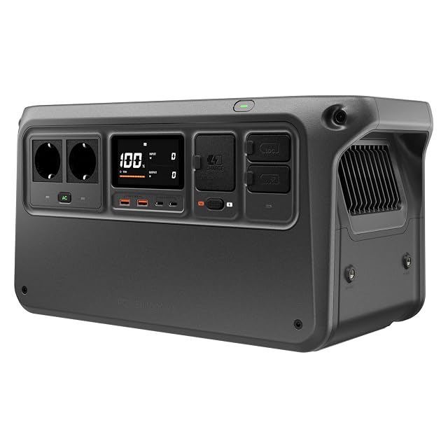 Station d’énergie DJI Power 1000 V2 avec ses prises secteur et ses ports USB-C