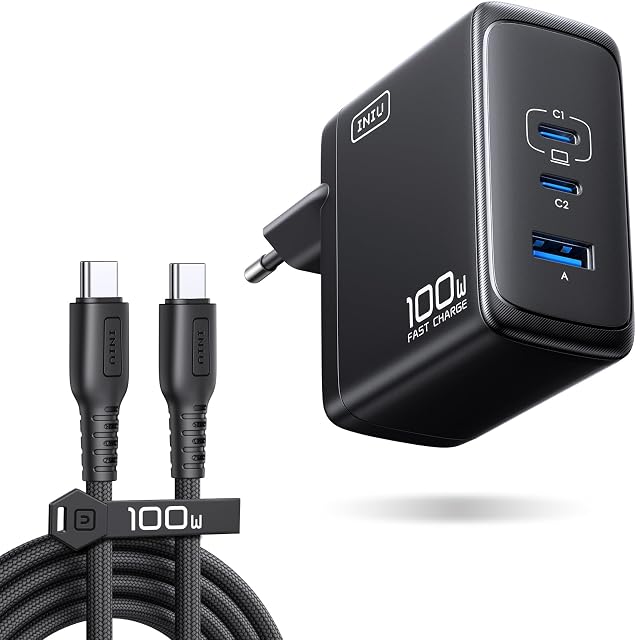 Chargeur INIU 100 W à trois ports avec son câble USB-C inclus